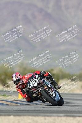 media/Jan-15-2026-Racers Edge (Thu) [[dfebeb70ab]]/2-A Group/Session 5 (Turn 5)/